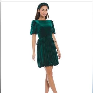 NWT Antonio Melani x Nicola Bathie Julianna Velvet Dress